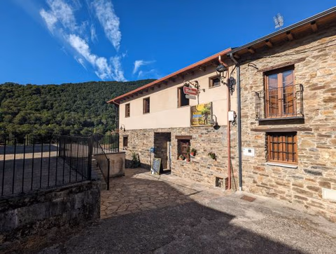 Albergue Municipal de Trabadelo — foto 1